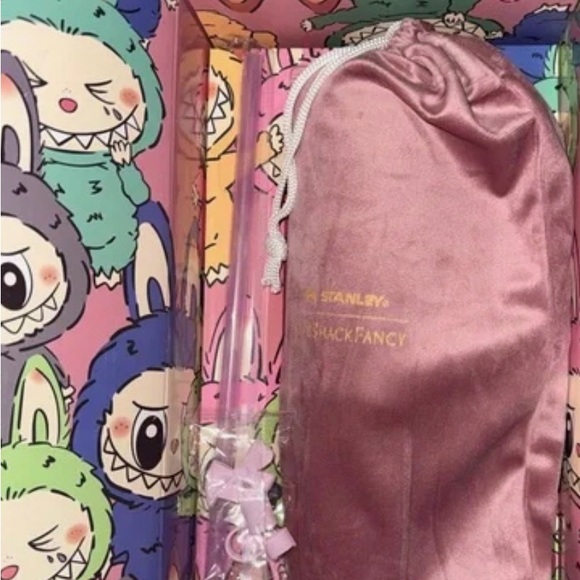 Stanley Colorful Labubu Set - Picture 4 of 4